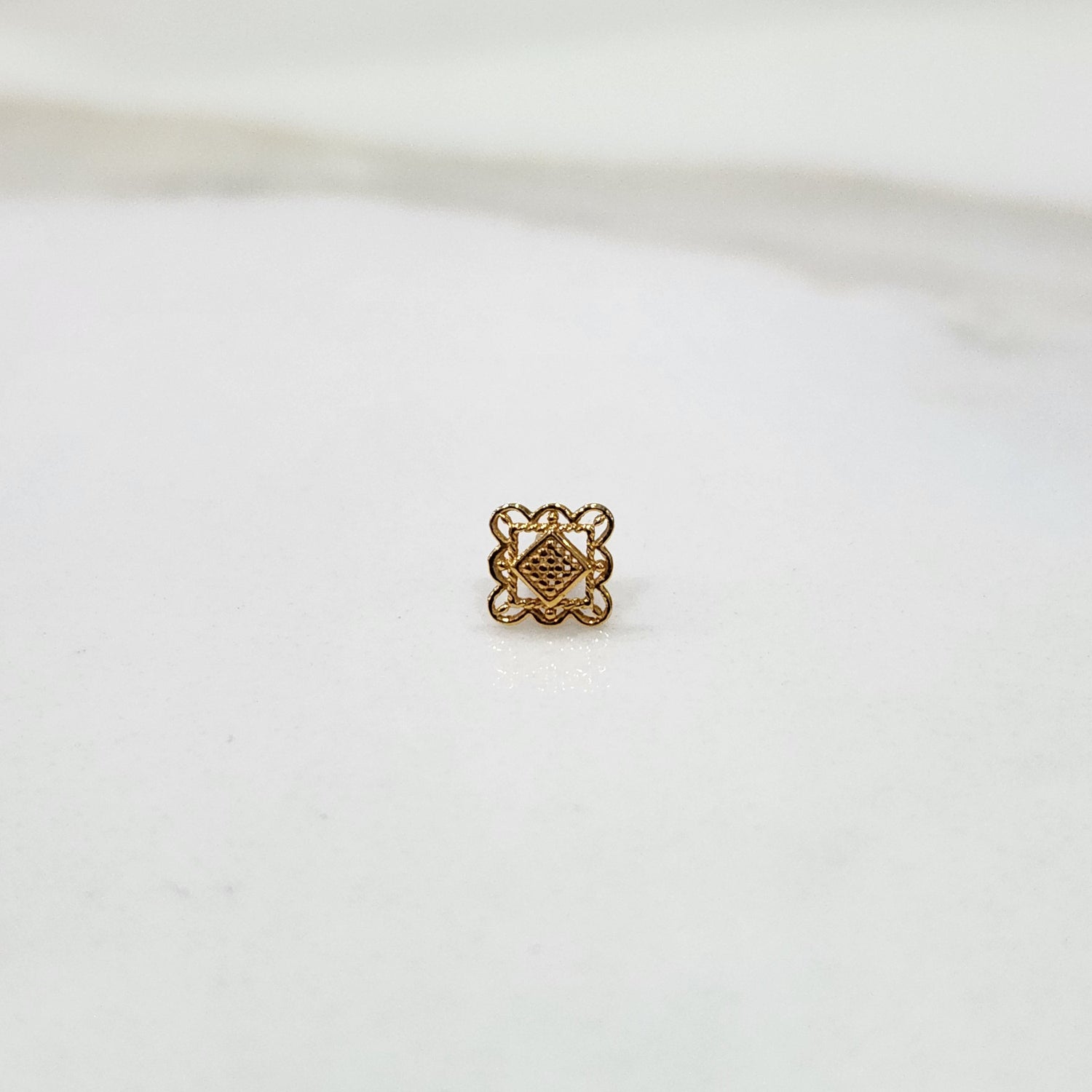 Lattice Bloom