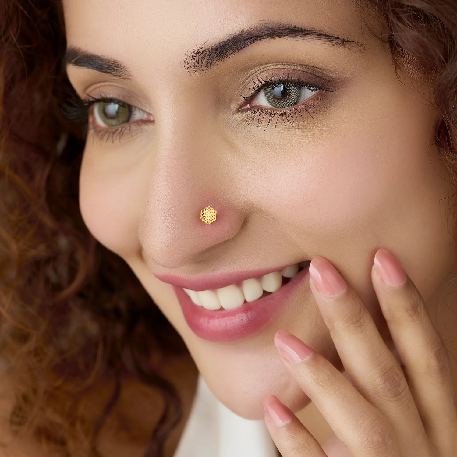 Hexa Lattice 18K Hexa Shaped Nose Pin Gold