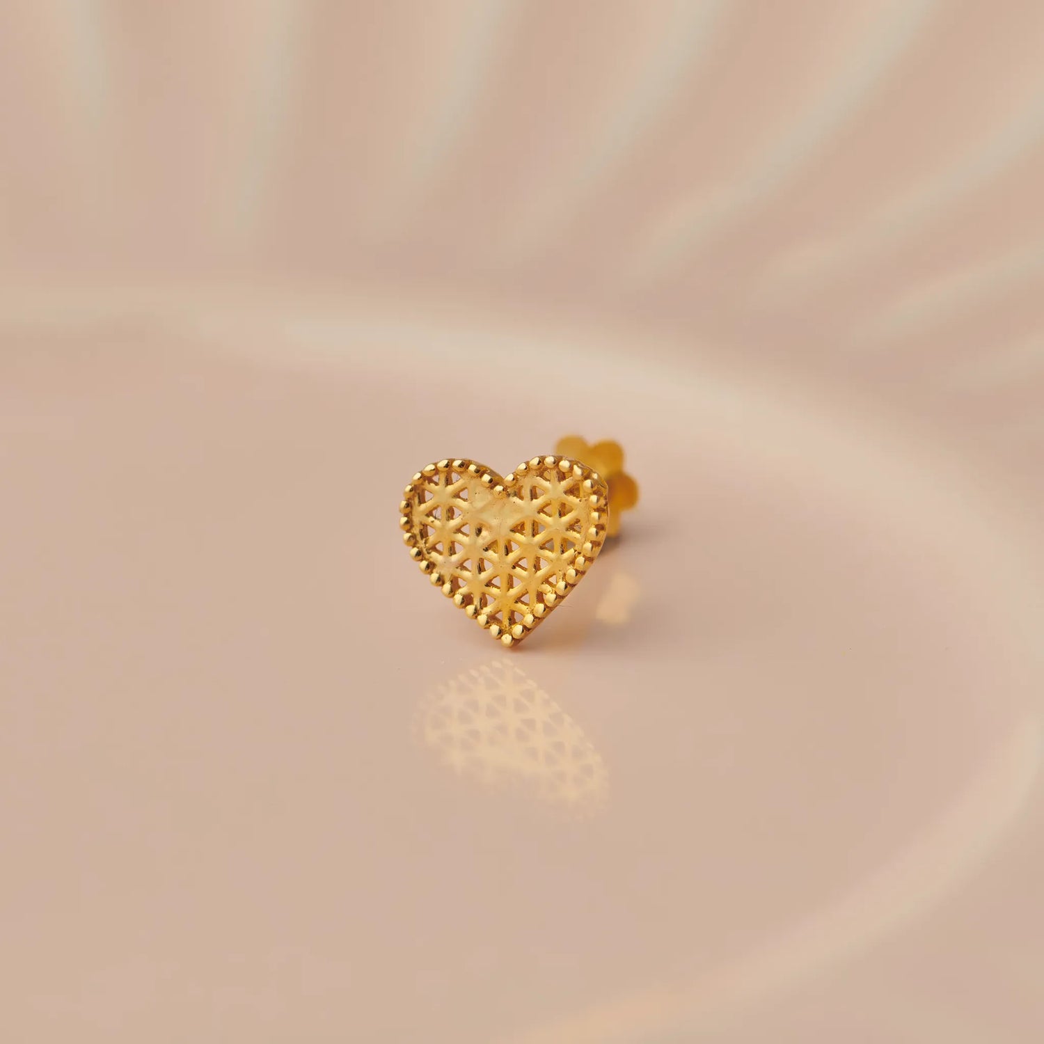Heart Embrace Gold Nose Pin ??Simple 18K Nose Pin Gold Design for Women