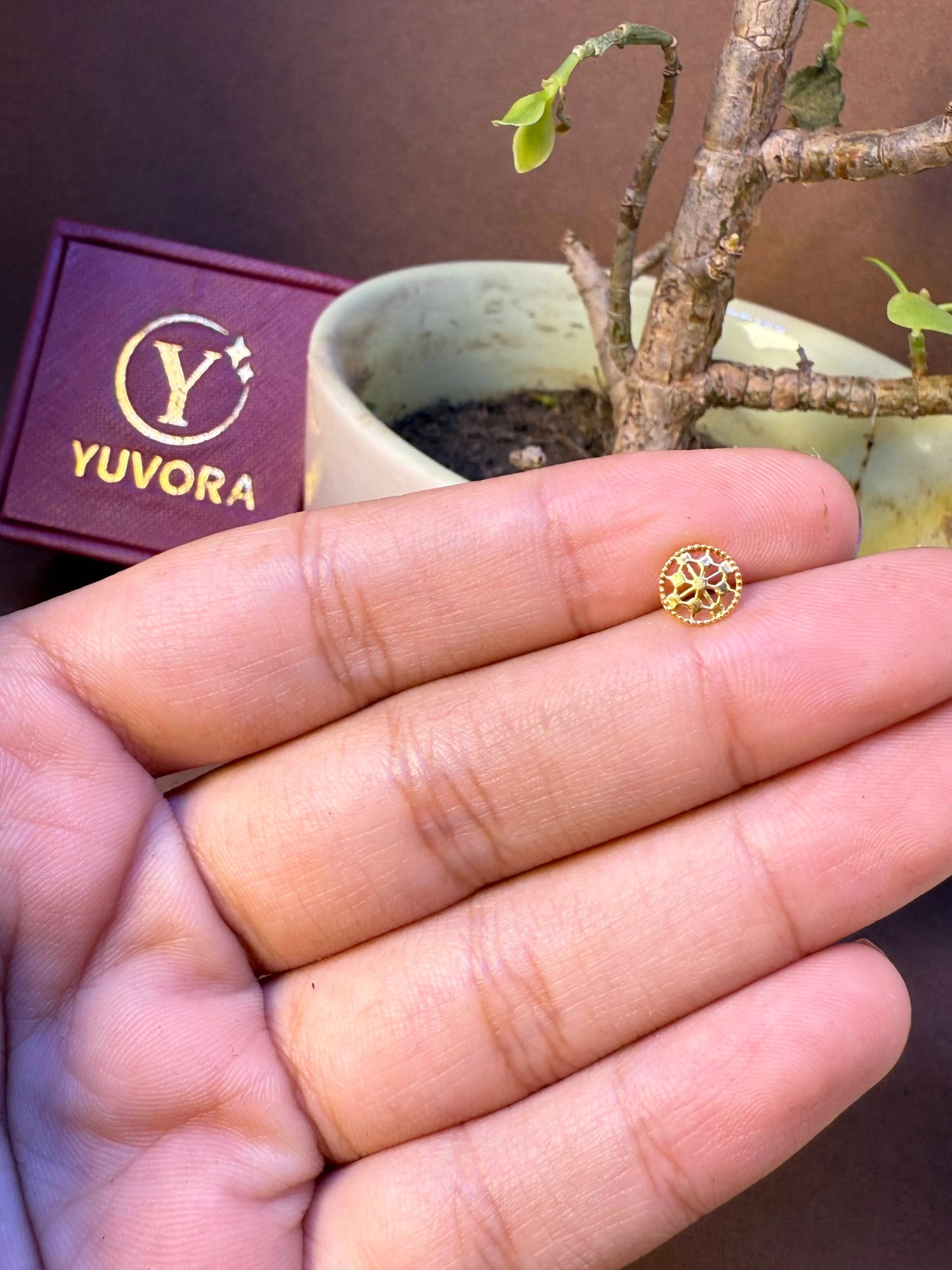 Ninefold Nexus Gold Nose Pin – Simple 18K Nose Pin Gold Design for Women