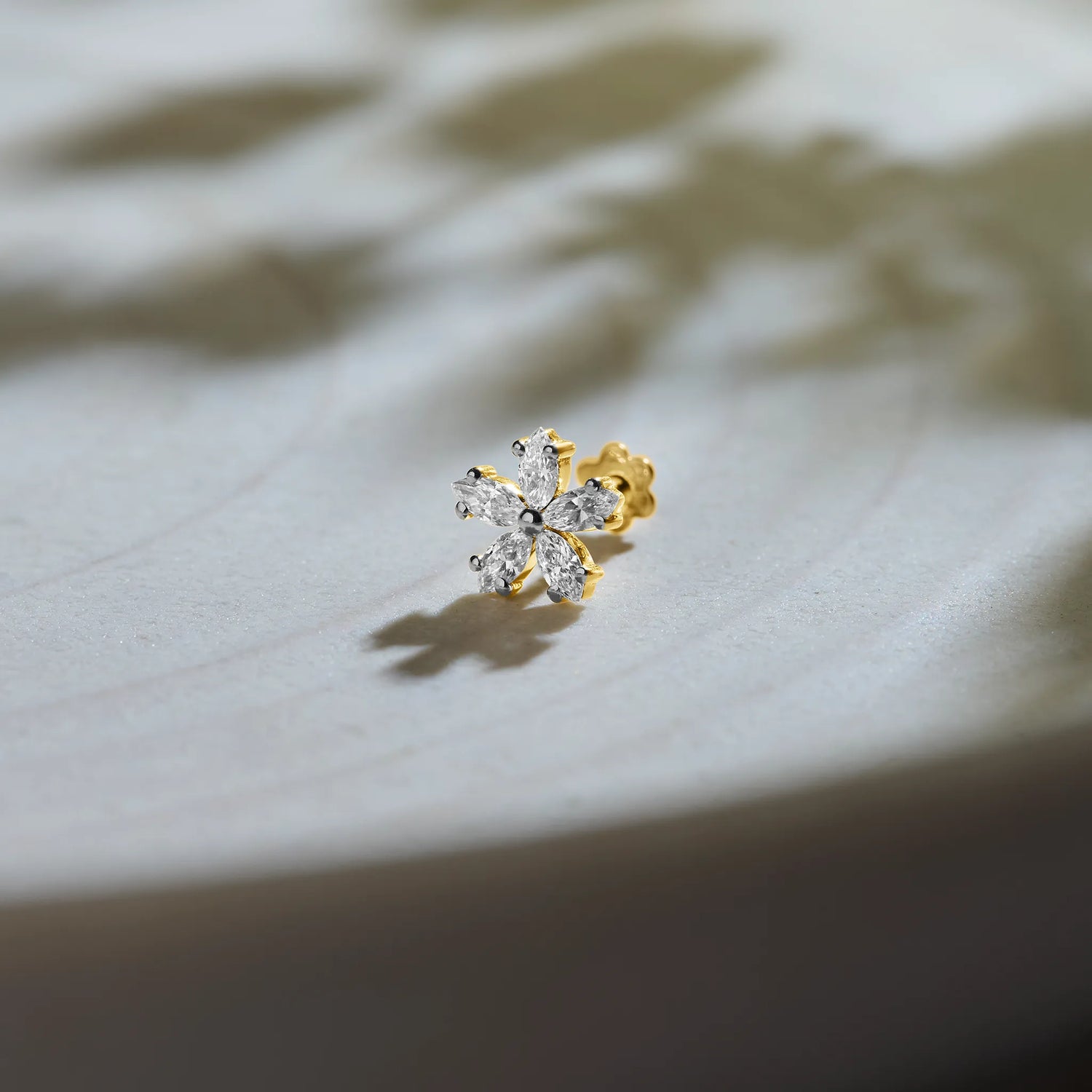 Marquise Bloom 5 Solitaire Flower Nose Pin Gold With Diamond