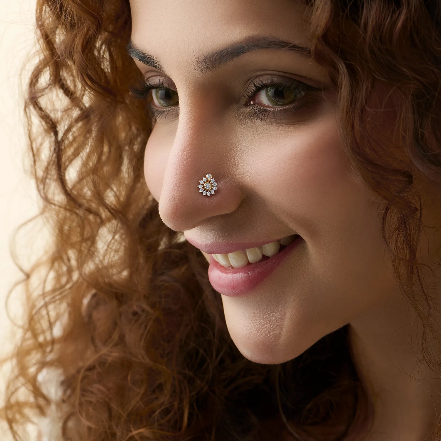 Regal Sun Gold Diamond Nose Pin Design For Women Online