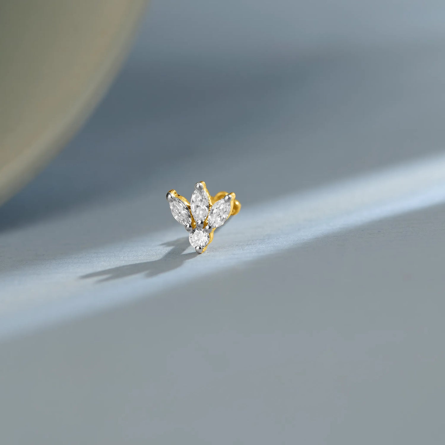 Urban Leaf Nature Inspired Diamond And Gold Nose Pin For Women Online
