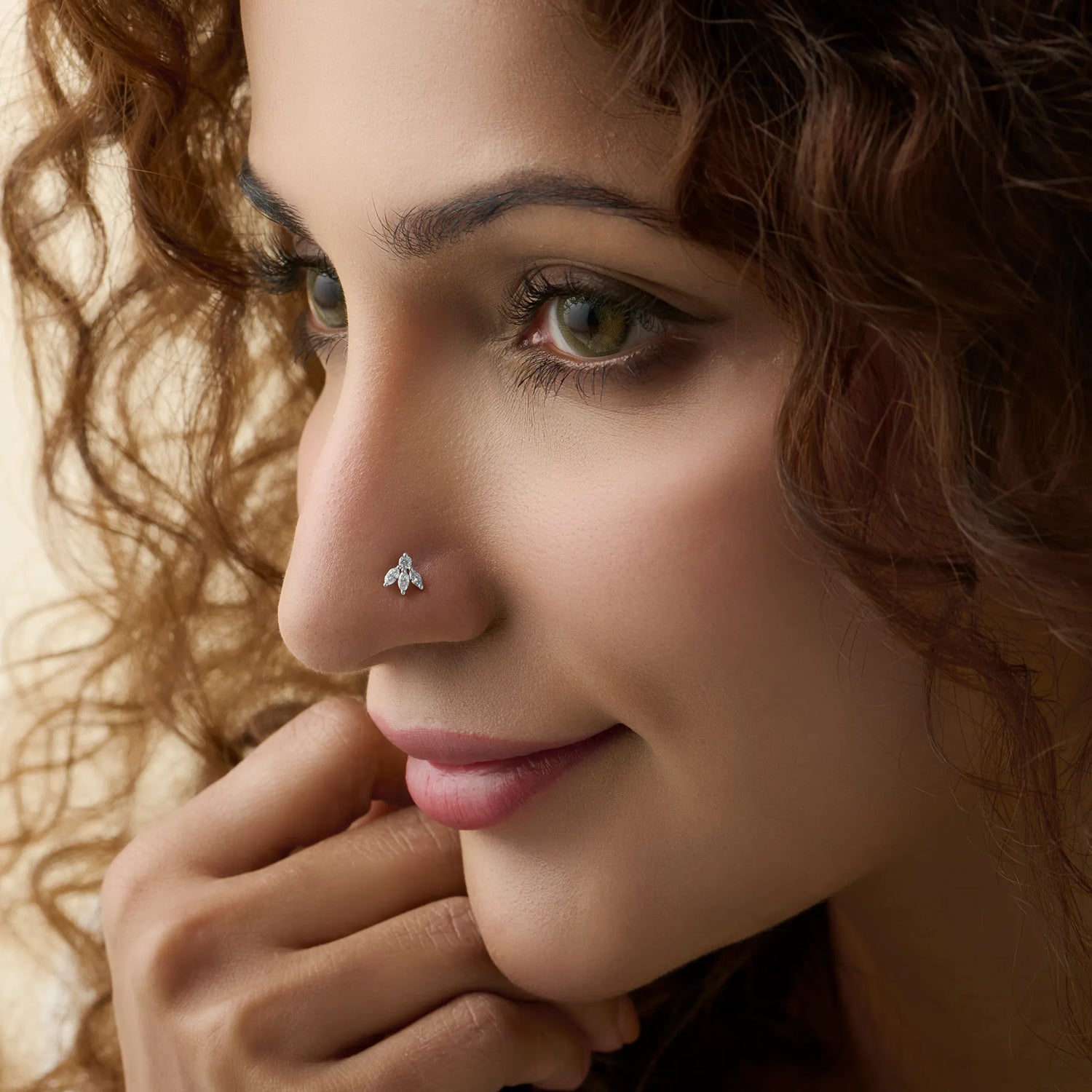 Urban Leaf Nature Inspired Diamond And Gold Nose Pin For Women Online
