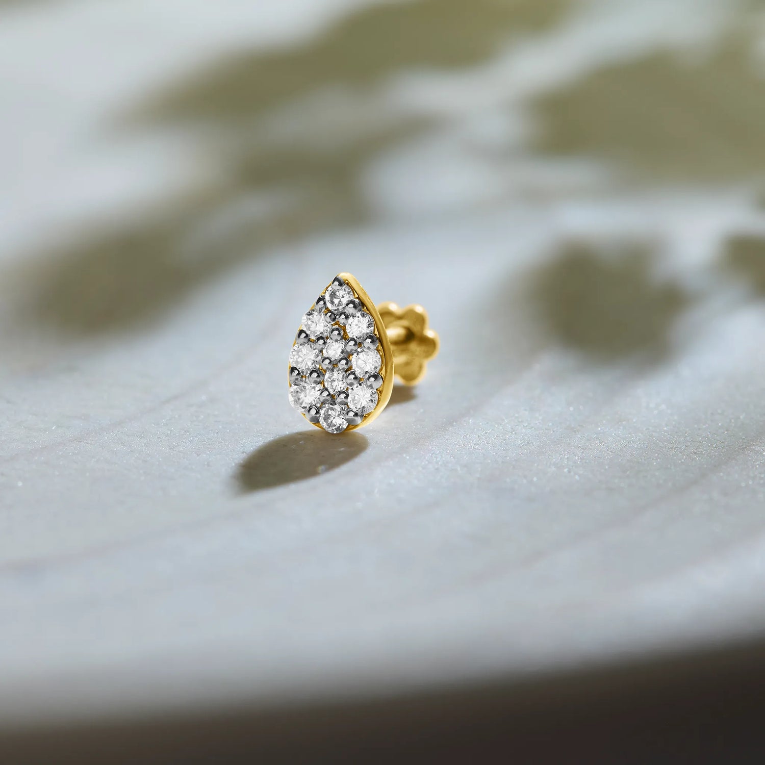 Teardrop Diamond Gold Nose Pin With Diamond