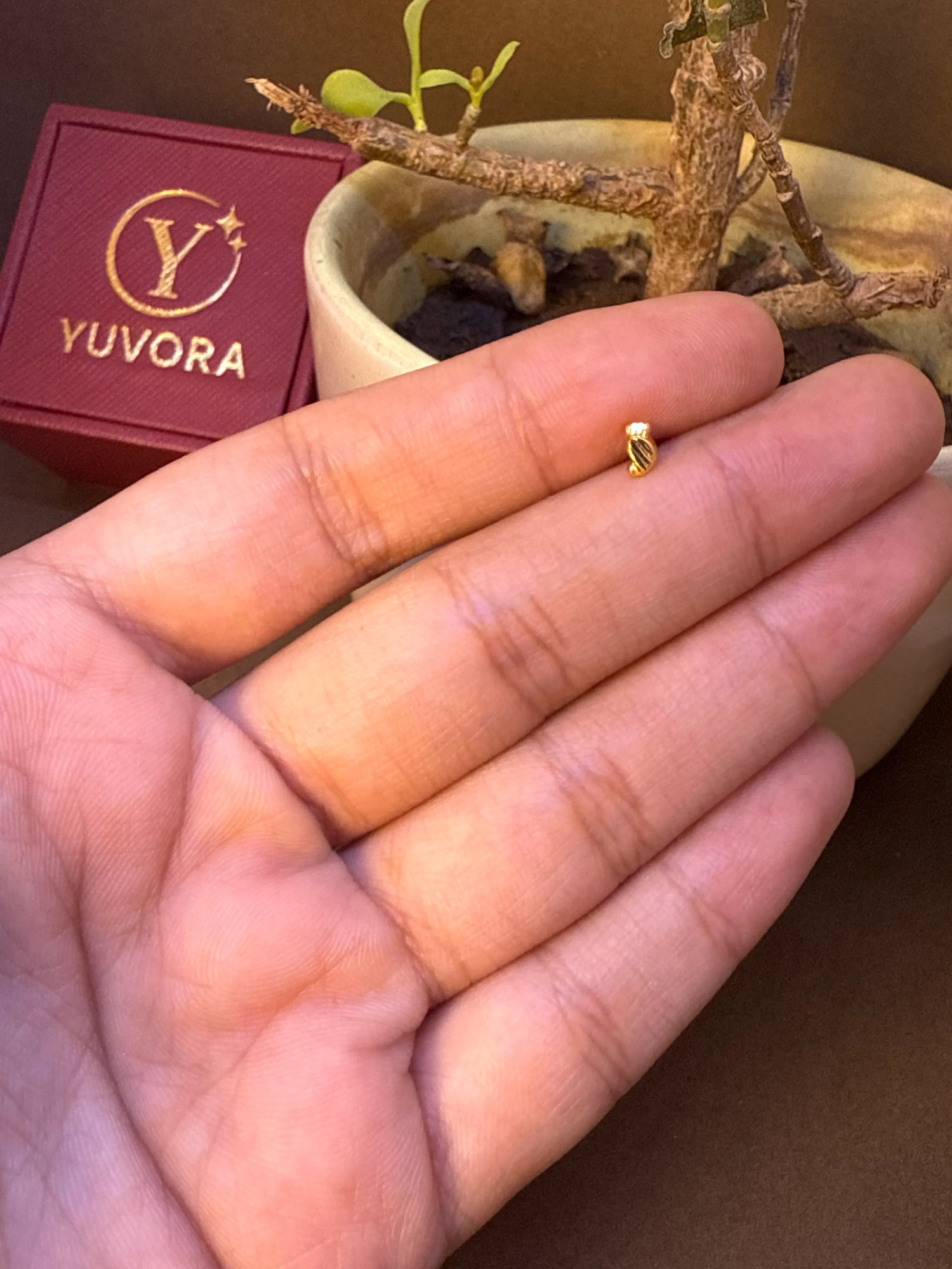 Candy Stripe Gold Nose Pin – Simple 18K Nose Pin Gold Design for Women