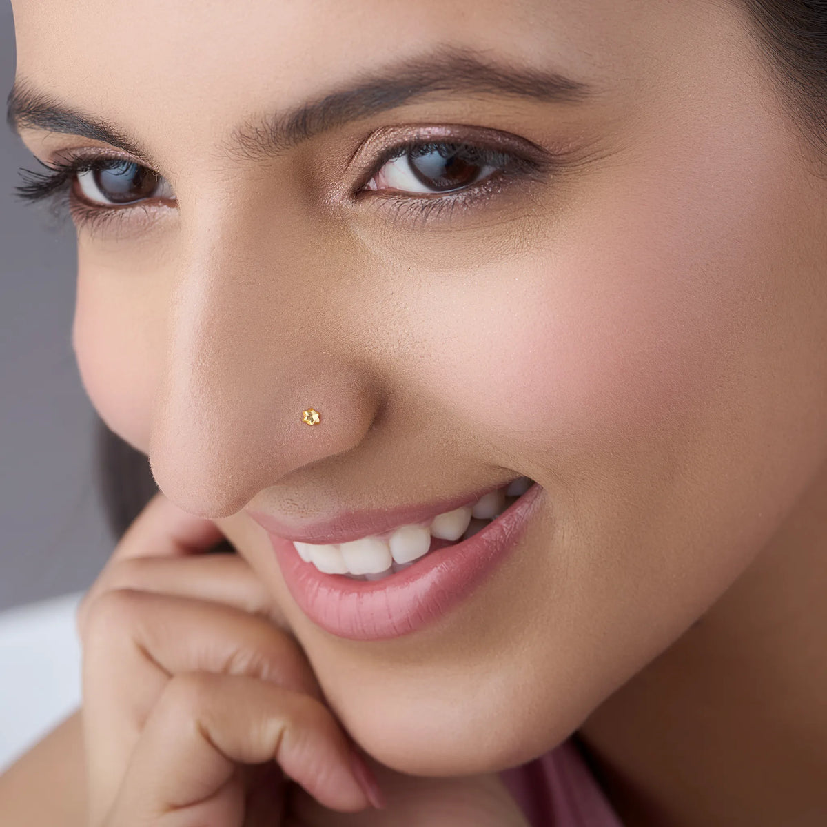 Pin Point Nose 500+ Gold Nose Pin Designs Online | 15-day Return - Yuvora