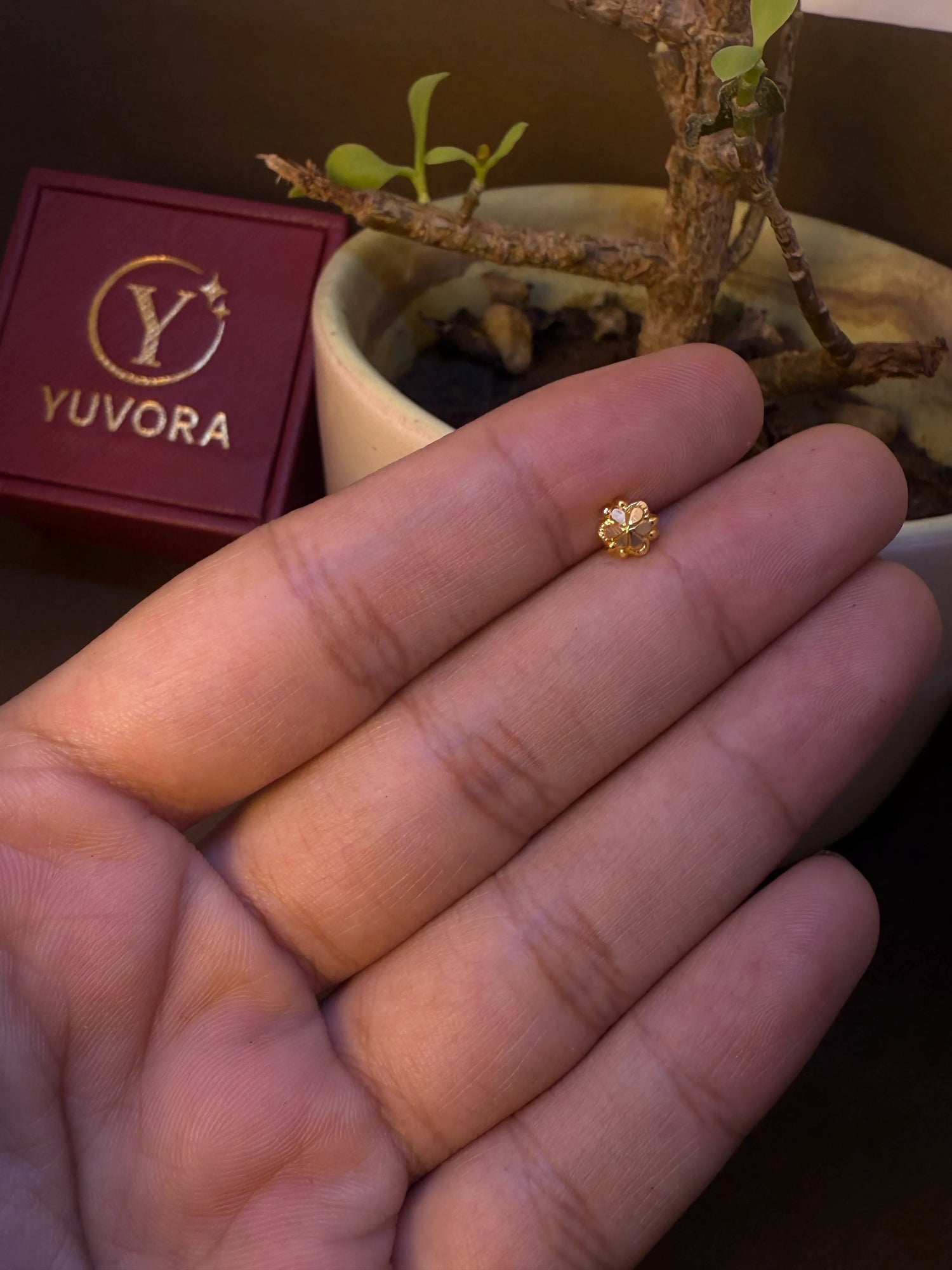 Heartfelt Harmony Gold Nose Pin – Simple 18K Nose Pin Gold Design for Women