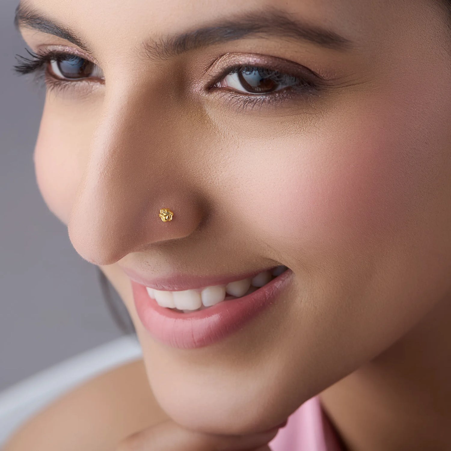 Eternal Whorll Gold Nose Pin – Simple 18K Nose Pin Gold Design for Women