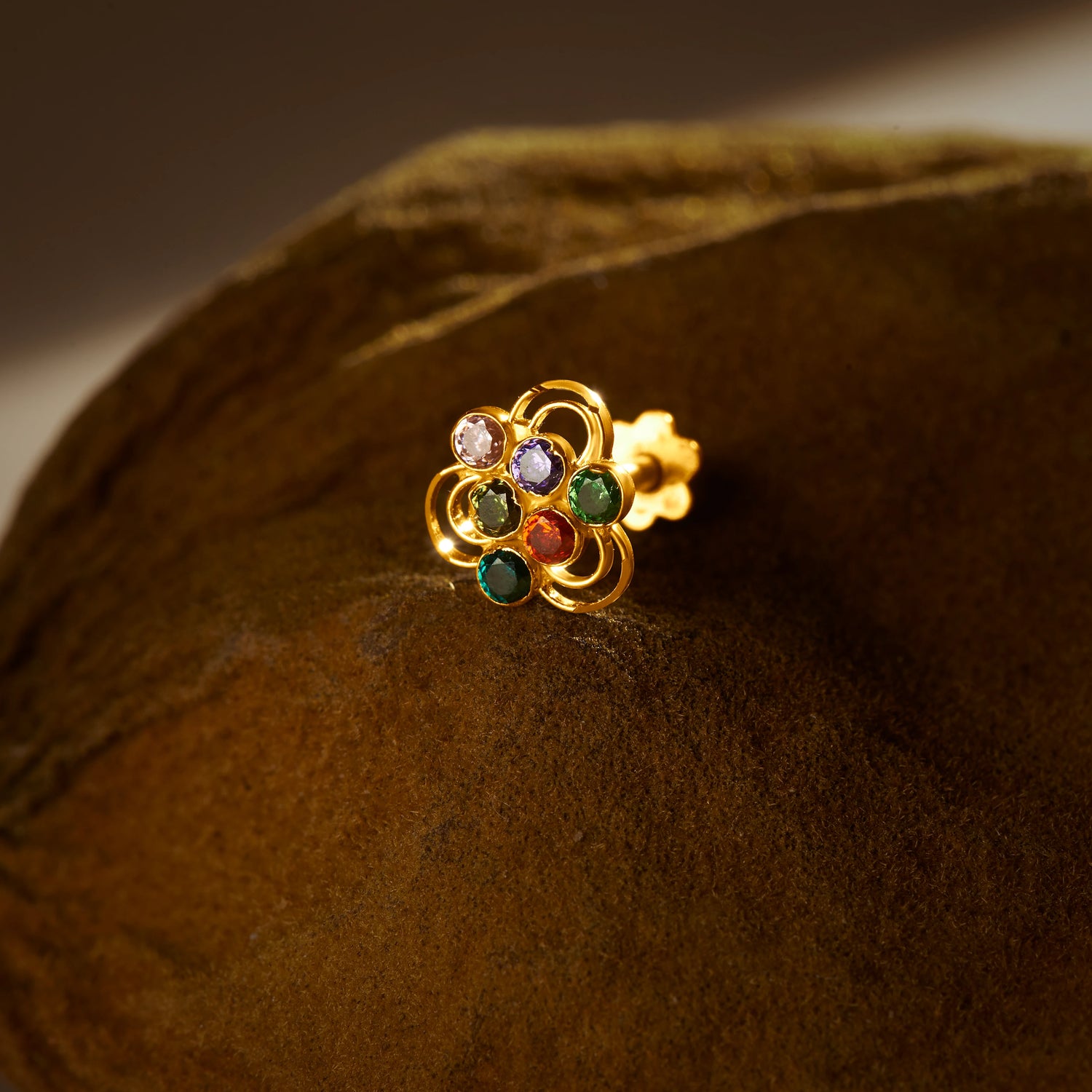 Stone Cluster 18K Gold Nose Pin For Women