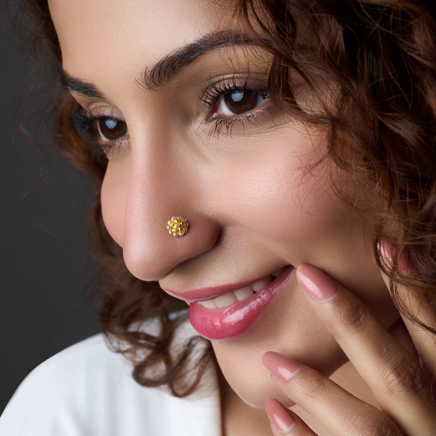 Midnight Cluster 18K Stone Gold Nose Pin Design For Female