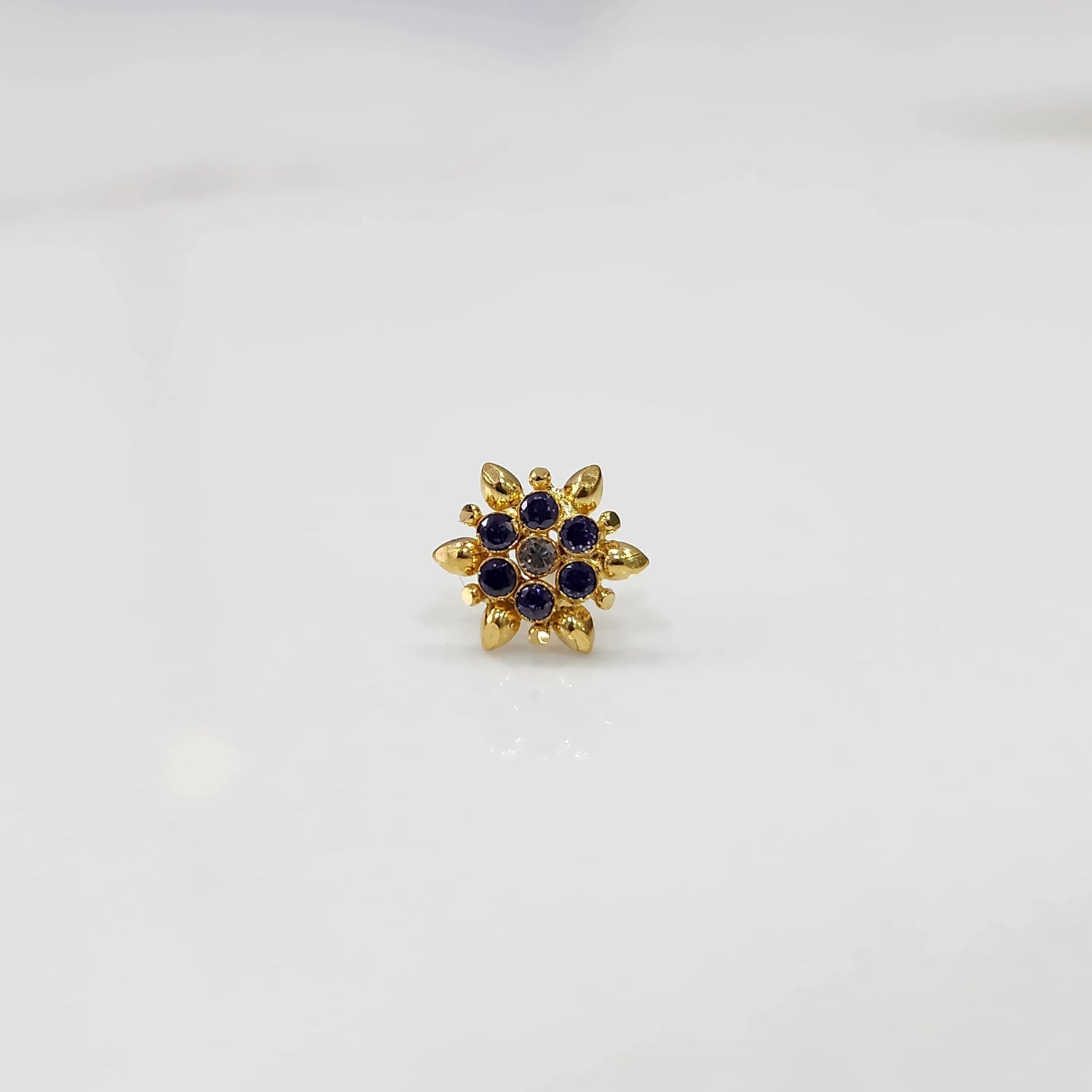 Midnight Bloom 18K Starburst-Inspired Stone Gold Nose Pin Design Online