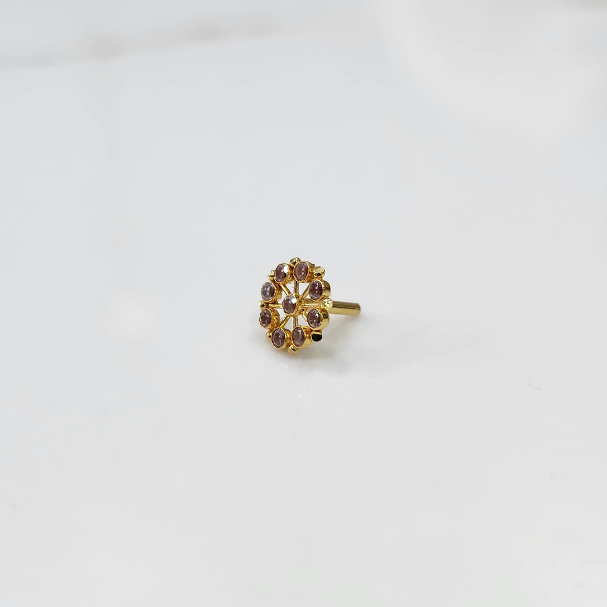 Minimal gold pin nose with floral cluster design