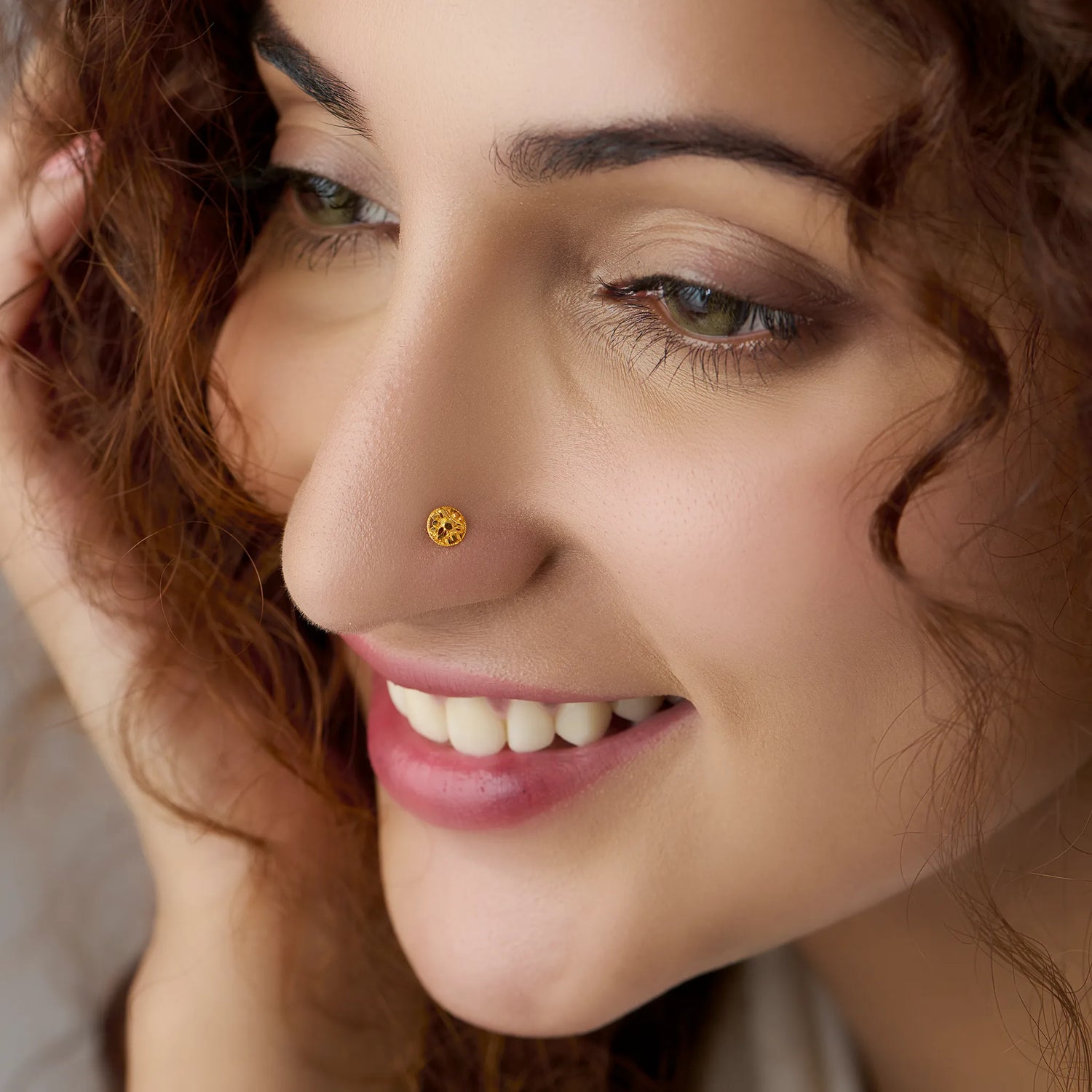 Sunburst Lattice Gold Nose Pin – Simple 18K Nose Pin Gold Design for Women