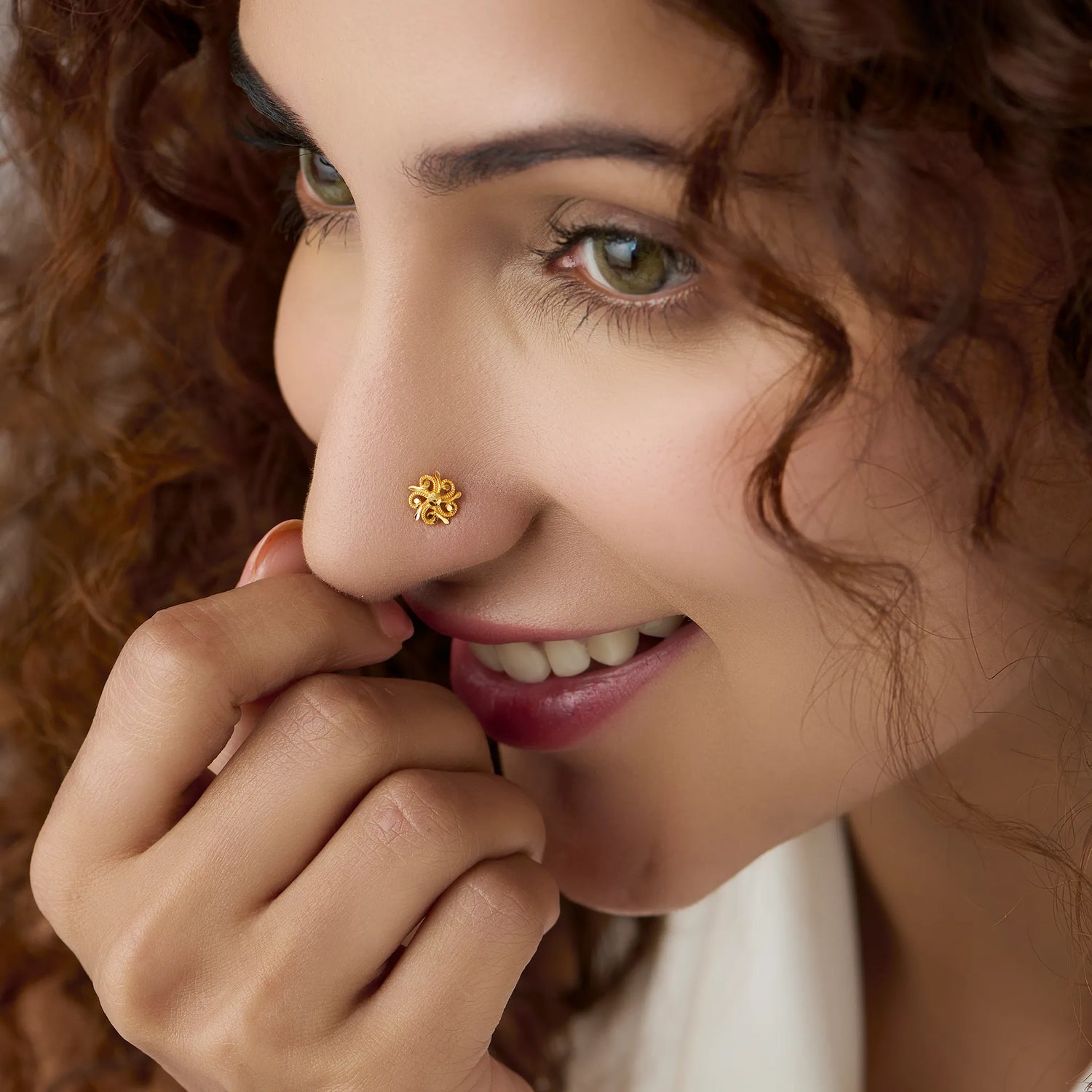 Eternal Whorl 18K Handmade Small Nose Pin Gold For Female