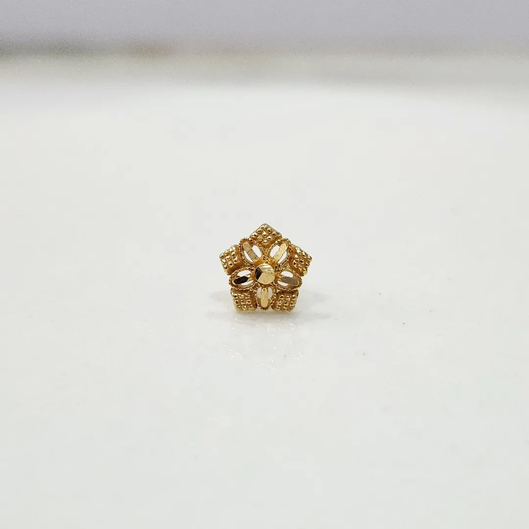 Ornate Hexa Gold Nose Pin – Simple 18K Nose Pin Gold Design for Women