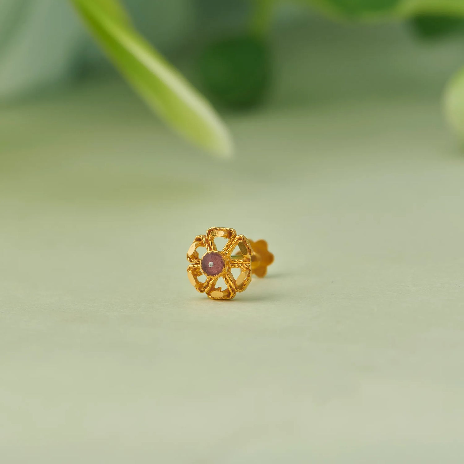 Rouge Loop 18K Red Enamel Centre Gold Nose Pin For Women
