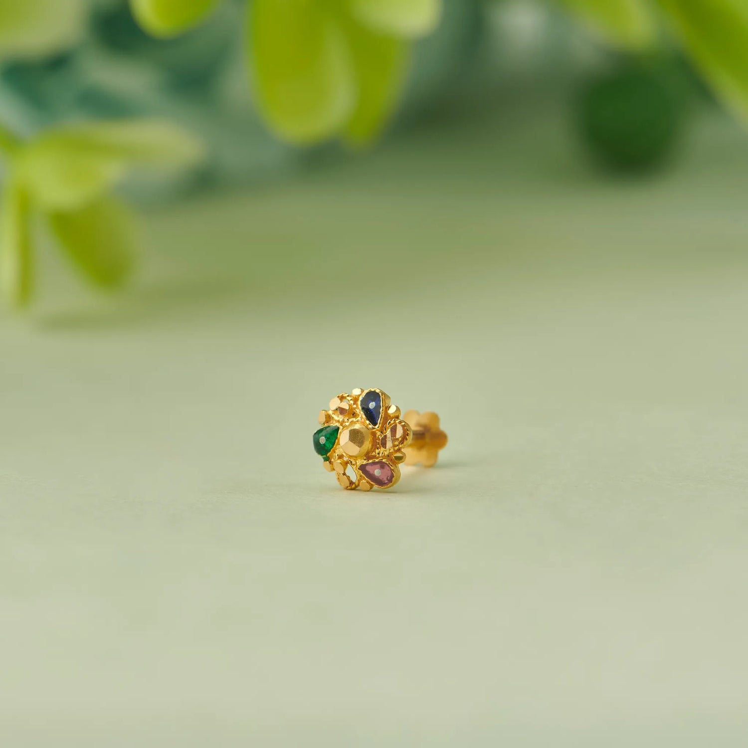 Crimson Orb Gold Nose Pin – Simple 18K Nose Pin Gold Design for Women