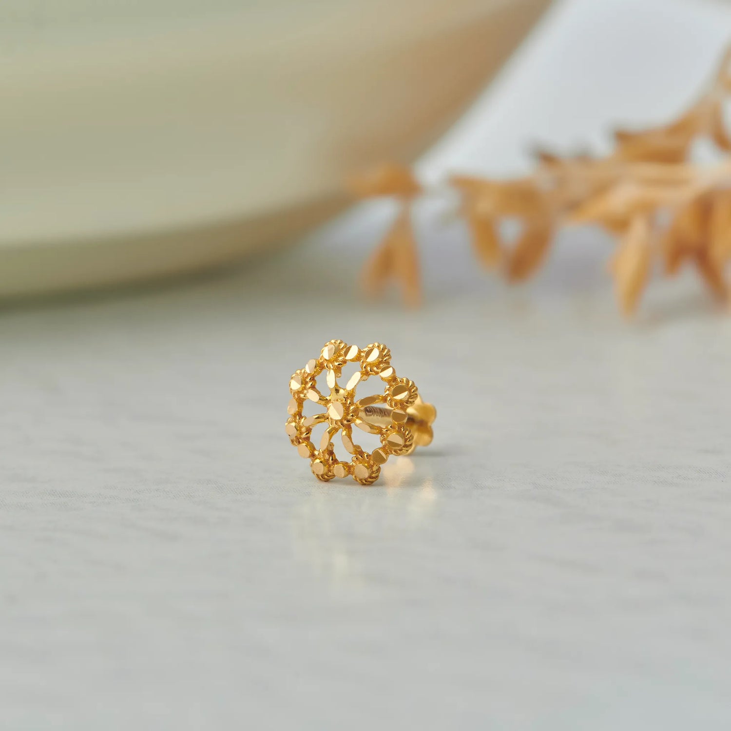 Radiant Halo - 18K Handcrafted Plain Gold Nose Pin For Women