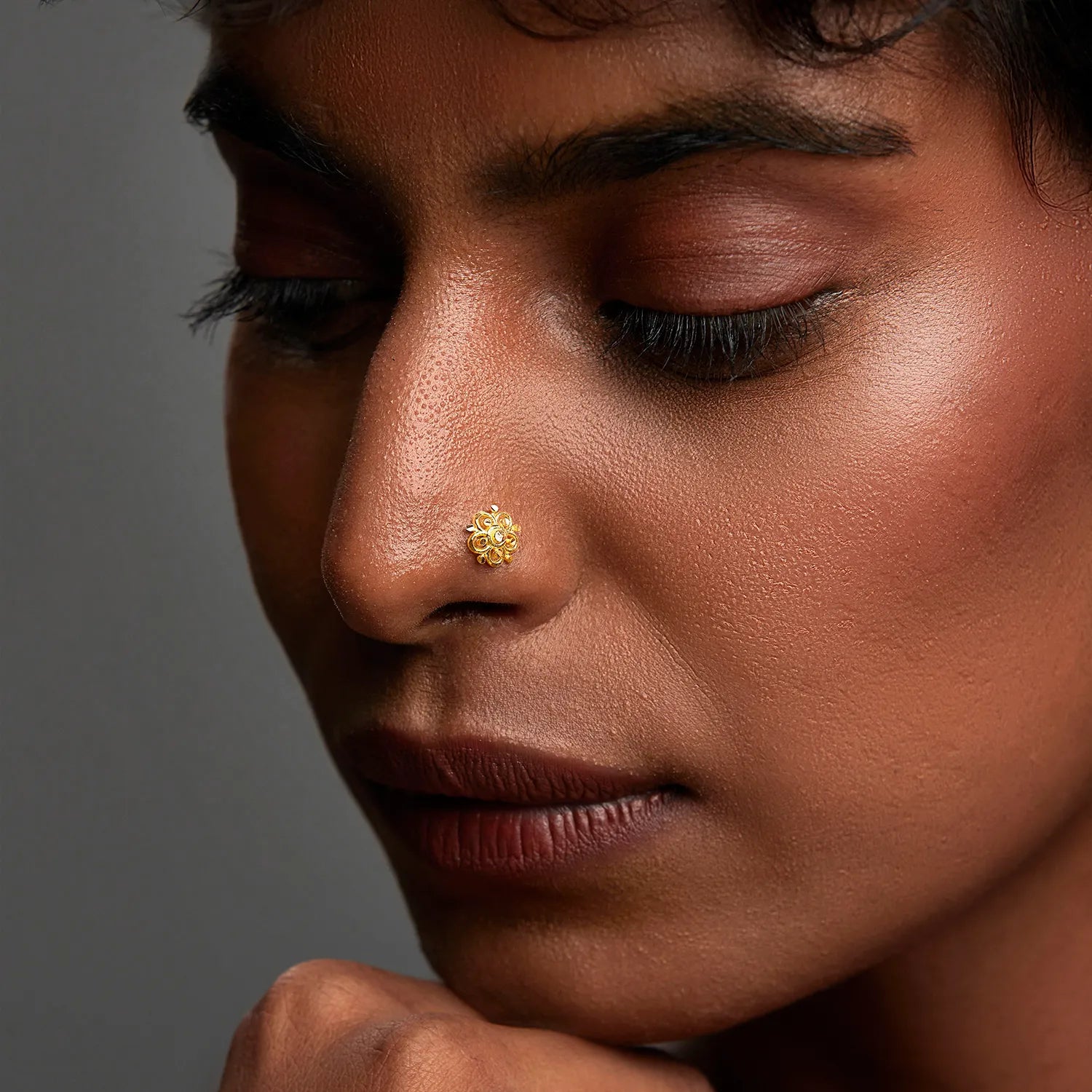 Regal Petal Gold Nose Pin – Simple 18K Nose Pin Gold Design for Women