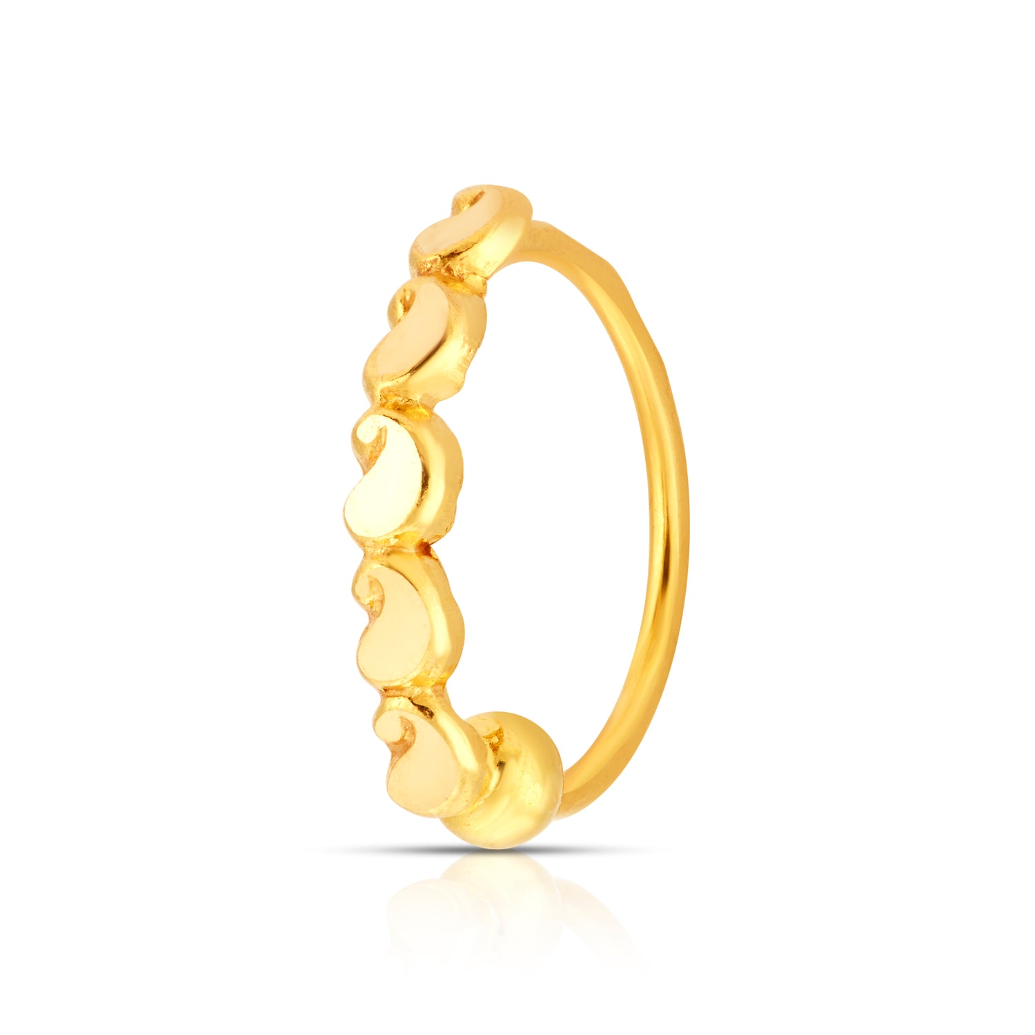Gold Heart Row gold nose ring in 18K gold with elegant heart pattern design, perfect jewelry for heart-shaped face