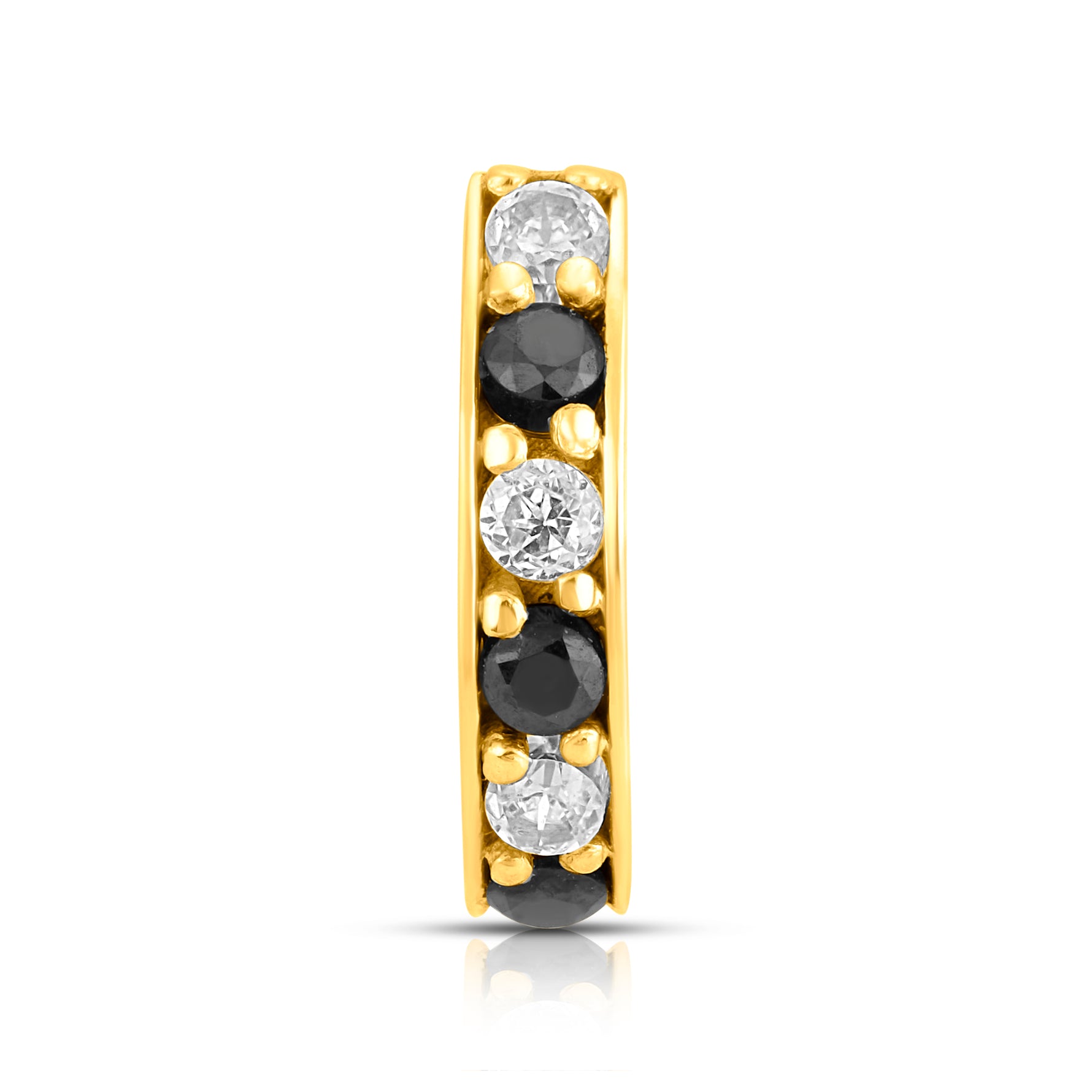 Regalia Aura gold nose ring with alternating black and white stones in 18K gold, designed for round-shaped faces